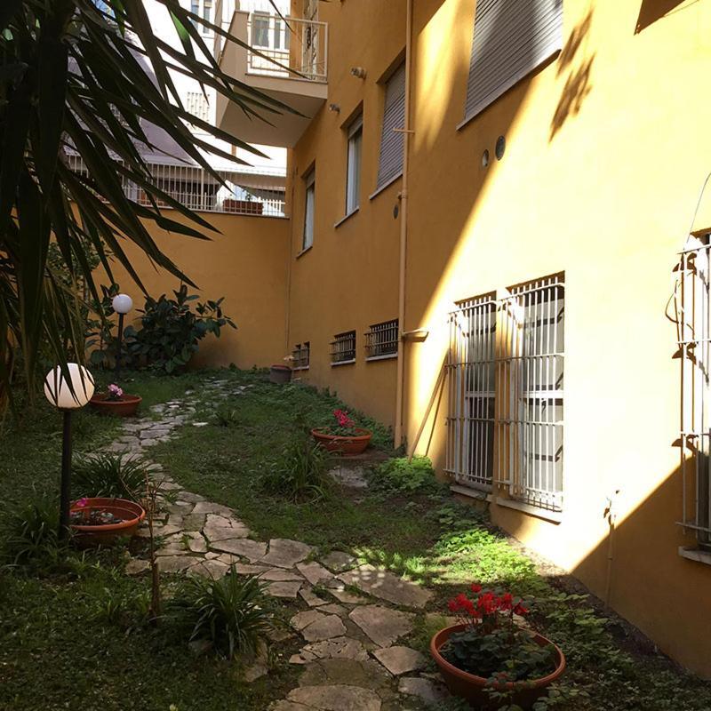 Ale&Andrea Apartments Blu & Lilla Рим Екстер'єр фото