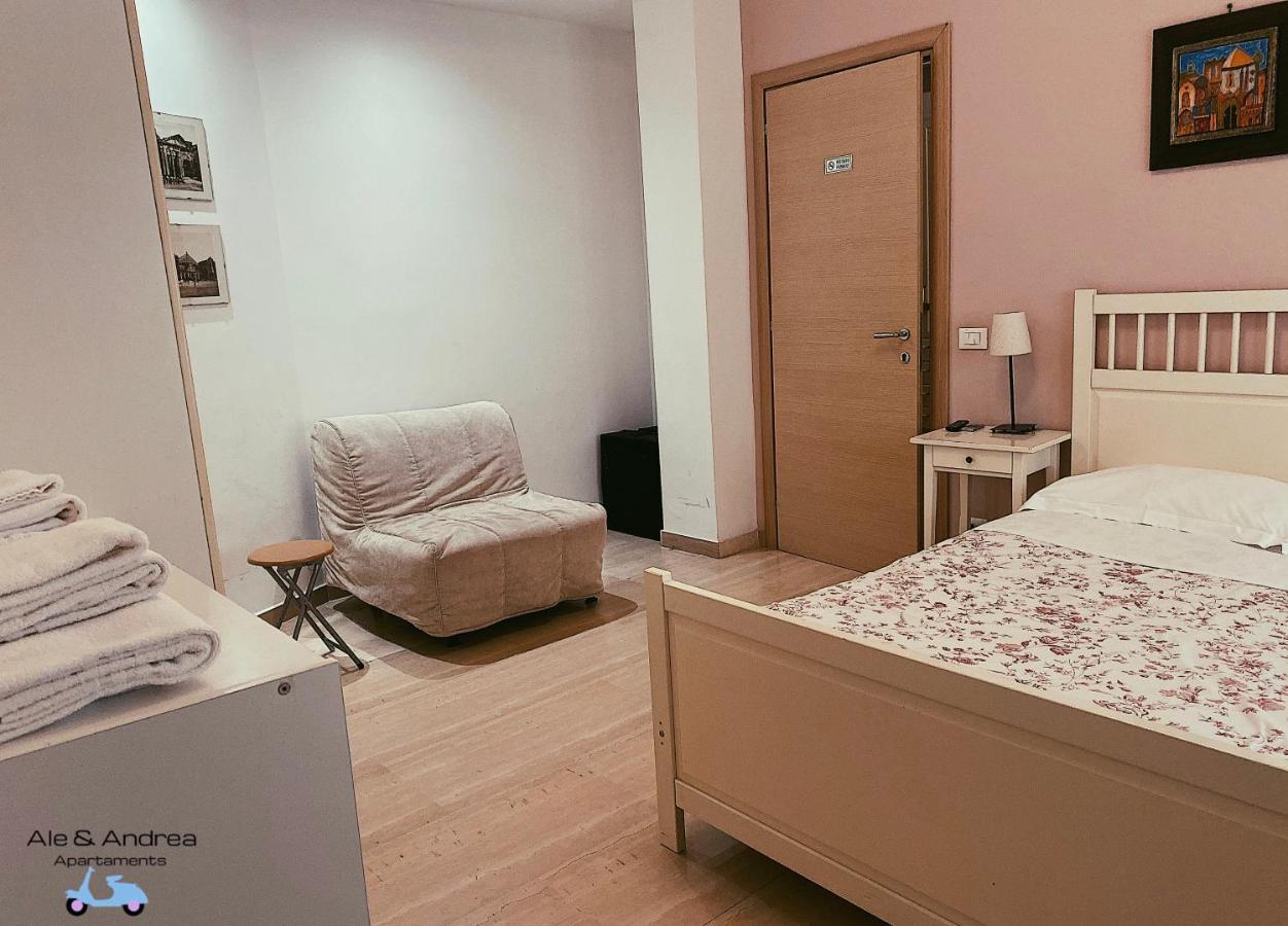 Ale&Andrea Apartments Blu & Lilla Рим Екстер'єр фото